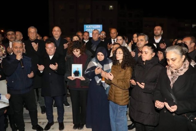 6 Şubat Depremlerinin Yıl Dönümünde Nizip’te Duygu Dolu Anma