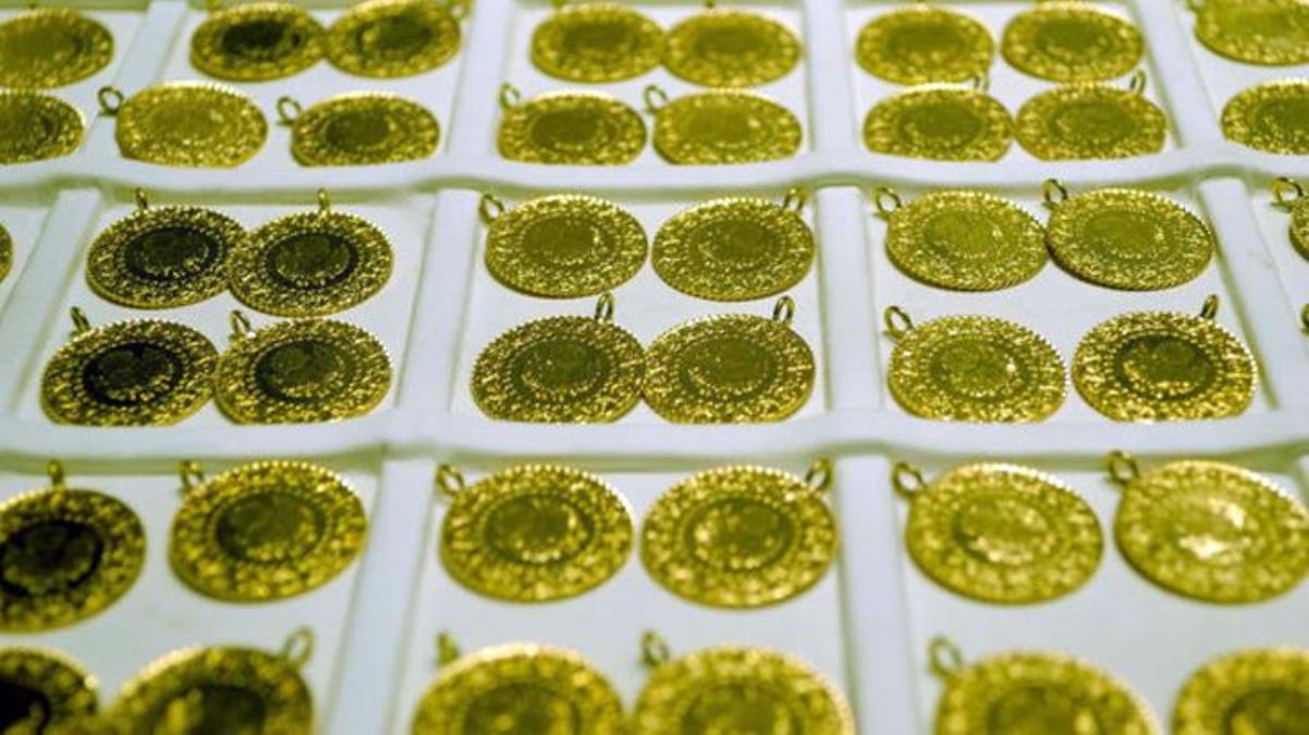 Altının gram fiyatı 990 lira seviyesinden işlem görüyor
