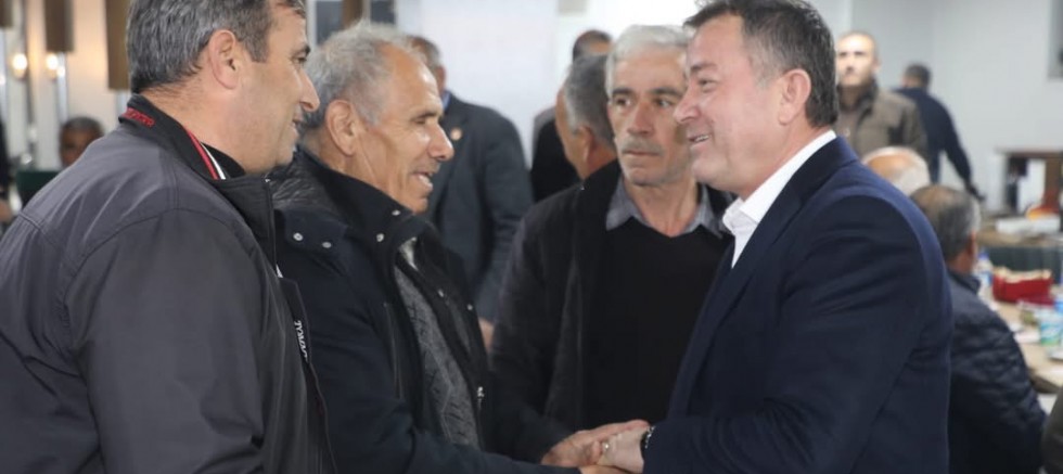 Başkan Doğan, muhtarlarla iftar sofrasında buluştu