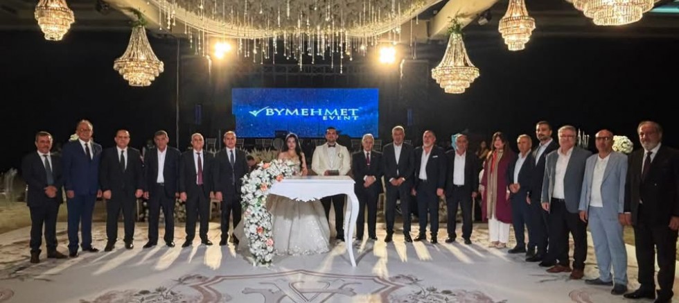 BOZKURT VE BEKAR AİLELERİNİN MUTLU GÜNÜ: FATİH VE YAĞMUR DÜNYA EVİNE GİRDİ
