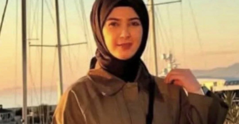 Gaziantep Otoyolu’nda yoğun sis altında, insan hayatını kurtarmak için görev başında bulunan bir sağlık emekçisini kaybetmenin derin acısını yaşıyoruz.