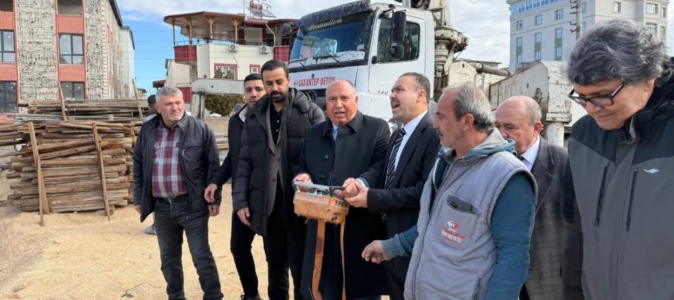 Gaziantep’te 4 katlı  Ferah Hacı Kemal ve Aynur Kılıç öğrenci Kur’an kursunun temeli atıldı