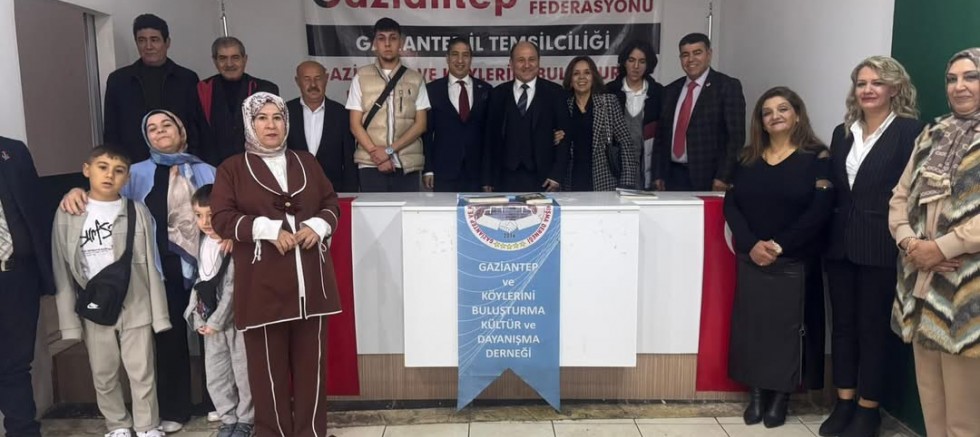Gaziantep’te Bayramlaşma:Halef Bilgiç Sivil Toplum Temsilcileri ile Buluştu. BİLGİÇ KÖYDER VE GAZİANTEP DERNEKLER FEDERASYONU İL TEMSİLCİLİĞİNİ ZİYARET ETTİ