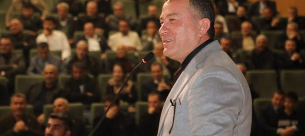 Nizip Belediye Başkanı Ali Doğan, mahallelerin sesi olan muhtarlarla istişare toplantısında bir araya geldi.