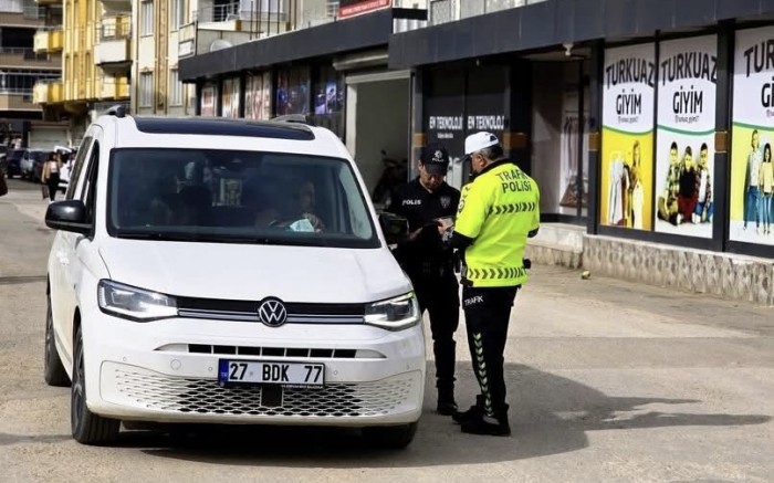 Nizip İlçe Emniyet Müdürlüğü ekiplerince, ilçede bulunan okul çevrelerinde güvenlik tedbirleri artırılmıştır.