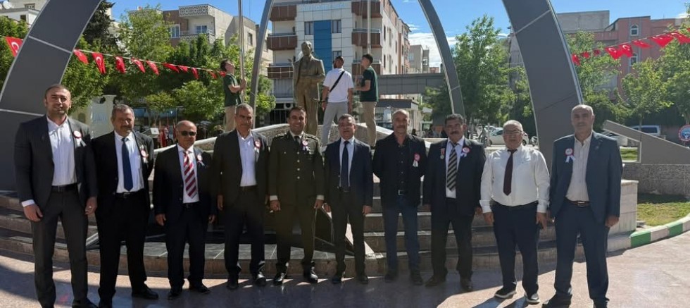 Nizip’te 19 Mayıs Atatürk’ü Anma, Gençlik ve Spor Bayramı coşkuyla kutlandı.