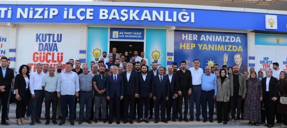 Şahinbey Belediye Başkanı  Mehmet Tahmazoğlu'ndan  Nizip AK Parti İlçe Başkanlığı'na Hayırlı Olsun Ziyareti