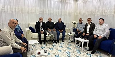 AK Parti Nizip İlçe başkanı Karakuş’tan  Şehit ve Gaziler Derneği başkanı Mehmet Aykıl ile iftar yemeğinde  buluştu