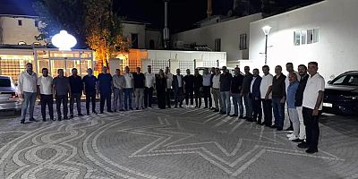 Ali Alkan, Grup Üyeleriyle Yemekte Bir Araya Geldi