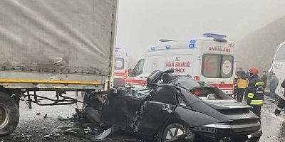 Gaziantep’te yoğun sis nedeniyle Gaziantep–Nizip TAG Otoyolu’nda Kaza 