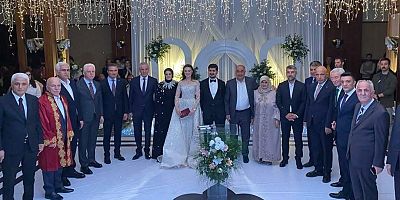 İstanbul Valisi Davut Gül’ün yeğeni Zeynep Beyza ile İlhan’ın düğün merasimi, seçkin davetli topluluğunun katılımıyla gerçekleştirildi.