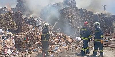 Kızılcakent Mahallesi'nde Kağıt Fabrikasında Yangın