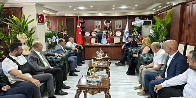 Milletvekili Ali Şahin’den Esnaf Odaları Birliğine Tebrik Ziyareti