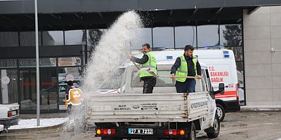 Nizip Belediyesi Kar Yağışına Karşı Teyakkuzda