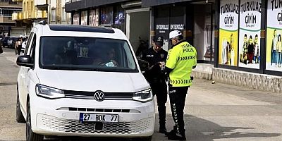 Nizip İlçe Emniyet Müdürlüğü ekiplerince, ilçede bulunan okul çevrelerinde güvenlik tedbirleri artırılmıştır.