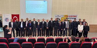 Nizip Kaymakamı Osman Uğurlu, Zeytin Panelinde Üreticilerle Buluştu