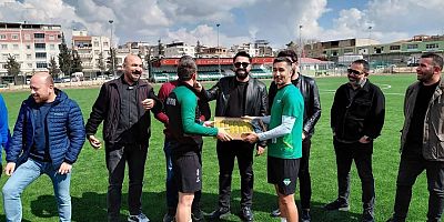 Nizip Spor’da Nevşehir Belediyespor Maçı Öncesi Moral Ziyareti