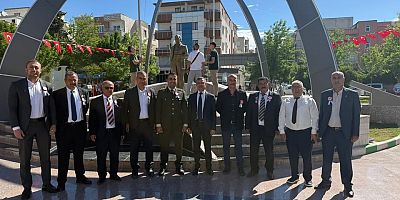 Nizip’te 19 Mayıs Atatürk’ü Anma, Gençlik ve Spor Bayramı coşkuyla kutlandı.