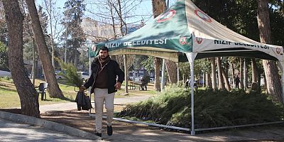 Nizip'te Ücretsiz 15 Bin Fidan Dağıtımı