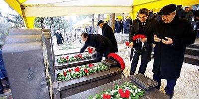 SANKO’NUN KURUCUSU SANİ KONUKOĞLU, MEZARI BAŞINDA ANILDI