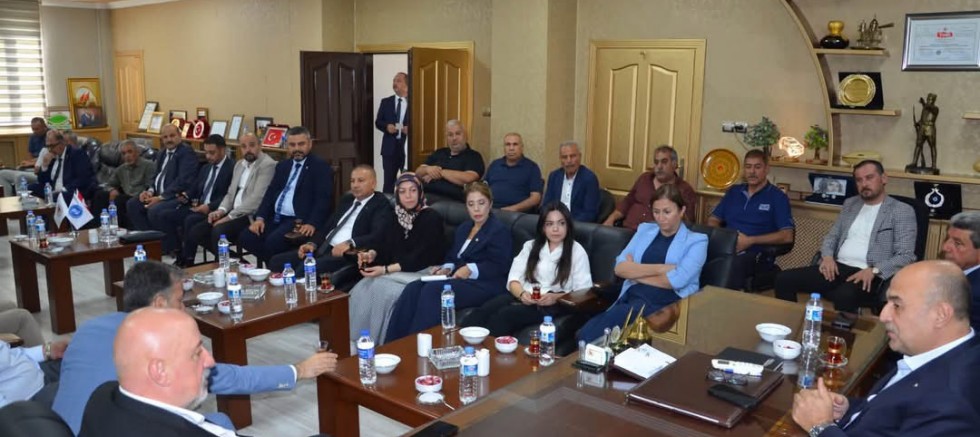 YENİ PARTİ HEYETİNDEN NİZİP TİCARET BORSASI’NA ZİYARET