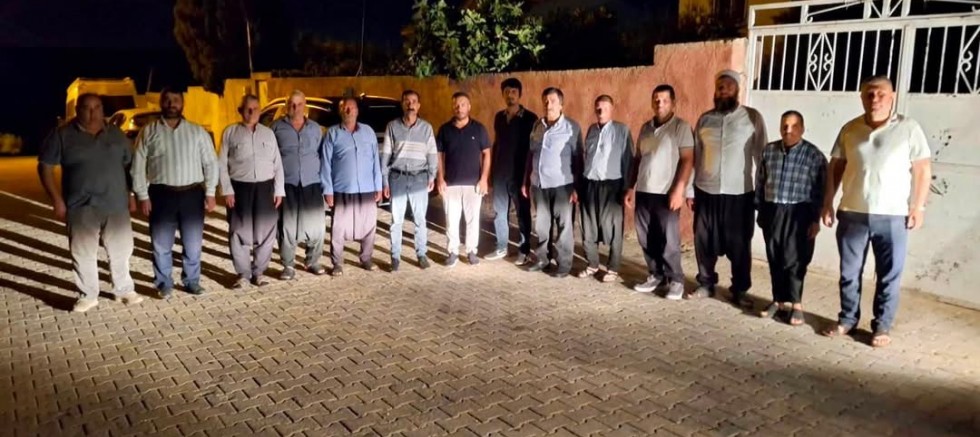 Yeniden Refah Partisi Nizip Teşkilatı Korucak (Zerdegüm) Mahallesi'nde Vatandaşlarla Buluştu