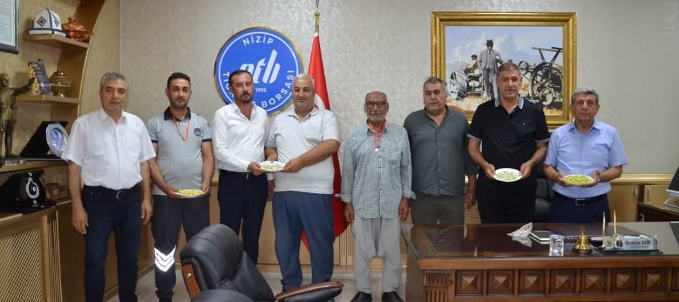 YILIN İLK MAHSUL BOZ FISTIĞI NTB TARAFINDAN ALTINLA ÖDÜLLENDİRİLDİ